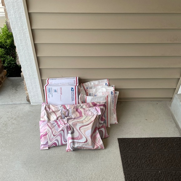 Meet your Posher, Michelle - Picture 4 of 15